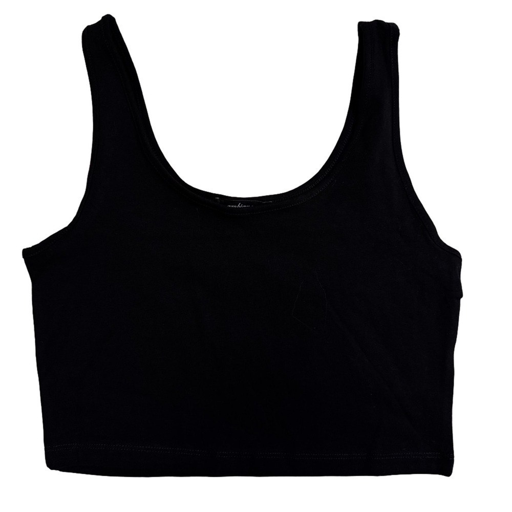 Ambiance Black Crop Tank Top Size Medium Sleeveless Soft and Stretchy NWOT